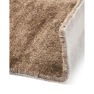 Silk brun 44 - vegg-til-vegg-teppe